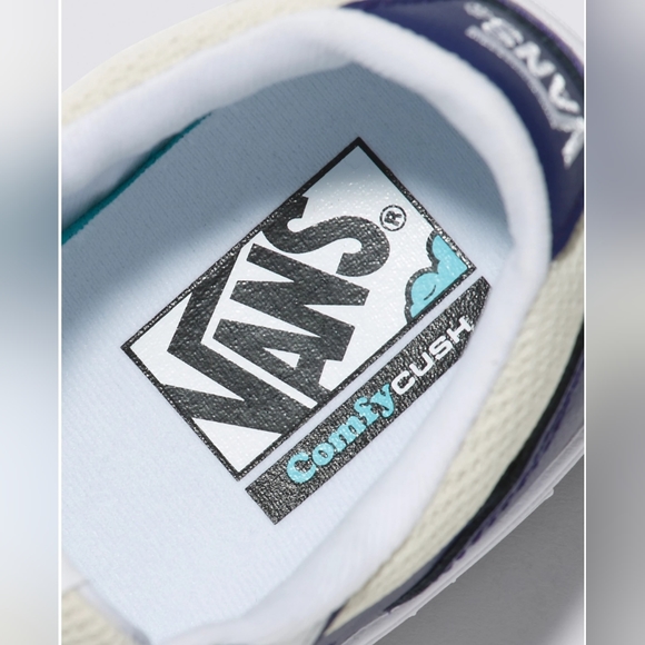 Vans Lowland Comfy Cush *NWT in Box* - Picture 7 of 11